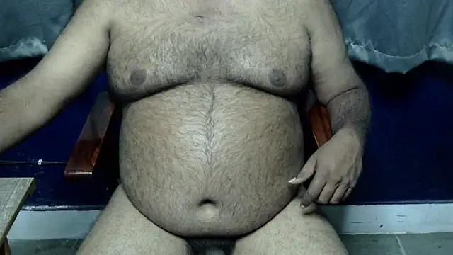 hairysubcub_70's cam snapshot