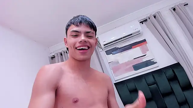 Wet_GirlW live sex cam