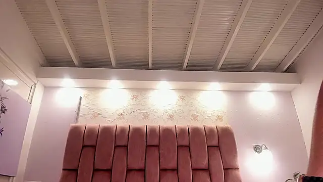 gabbylondonn's cam snapshot