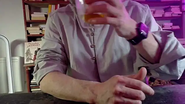 yvanbonar's cam snapshot