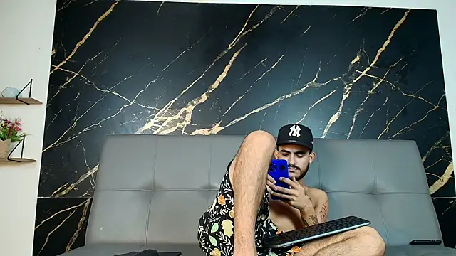 Master_King_Crazzy777's cam snapshot