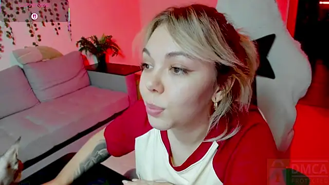 AnyaTaylorJoy_ live sex cam