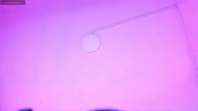 Yanna_pink's cam snapshot