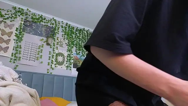 Kristy_Space's cam snapshot