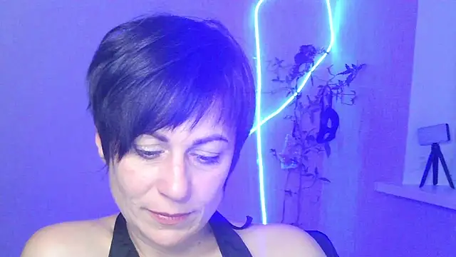 Ashley_Brookss's cam snapshot