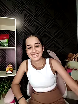 VirginPussyAnita18's cam snapshot