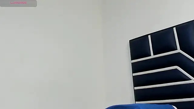 Vanyra_'s cam snapshot