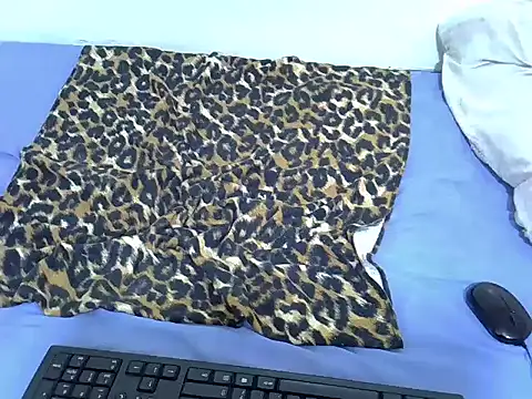 drowllie's cam snapshot