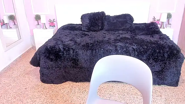 BellaSky4's cam snapshot