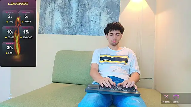 ISRAEL_GRAY's cam snapshot