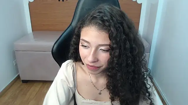 danatella_a's cam snapshot