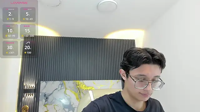 SantiagoRusso18's cam snapshot