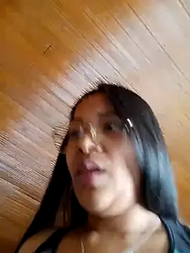 Luceroxxx7's cam snapshot