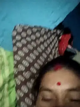 Chinki_pande's cam snapshot