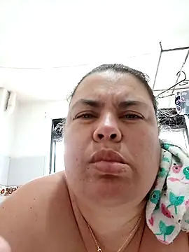 yaneth_'s cam snapshot