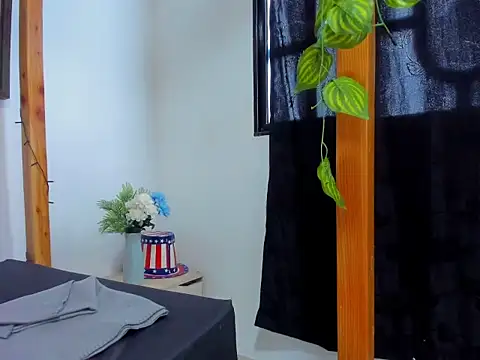 Eva_Royer69's cam snapshot