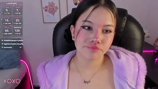 violettabond's cam snapshot