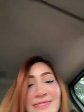 la_machhi's cam snapshot