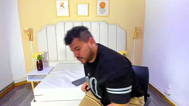 michael_hill1 live sex cam