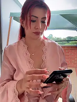 LINDA_PATTY94 live sex cam