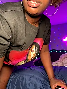 LillShayy's cam snapshot