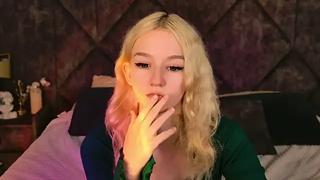 NaomiLoys's cam snapshot