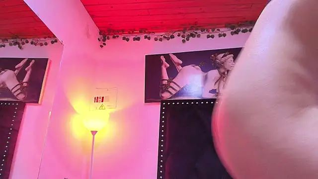 dafne_queenn's cam snapshot