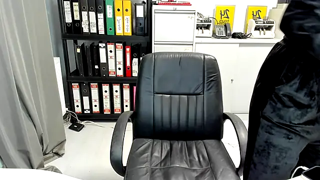 kilenyapatrice's cam snapshot