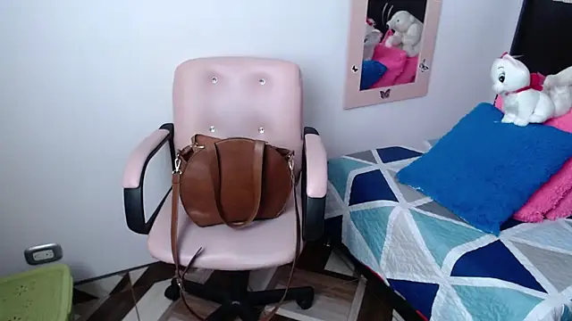 CristialJones_'s cam snapshot