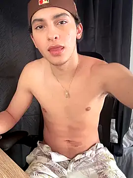 cybercosmiiic live sex cam