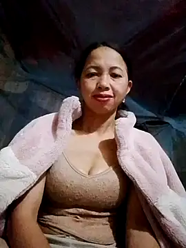 TRIEUTRIEU20's cam snapshot