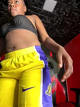 Thyana_LS's cam snapshot