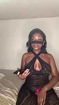 _foreigntitts's cam snapshot