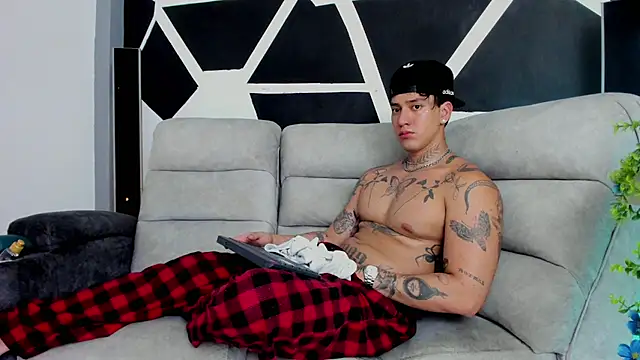 JUSTIN_FULLER1 live sex cam