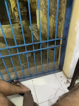 girls_lovers90's cam snapshot