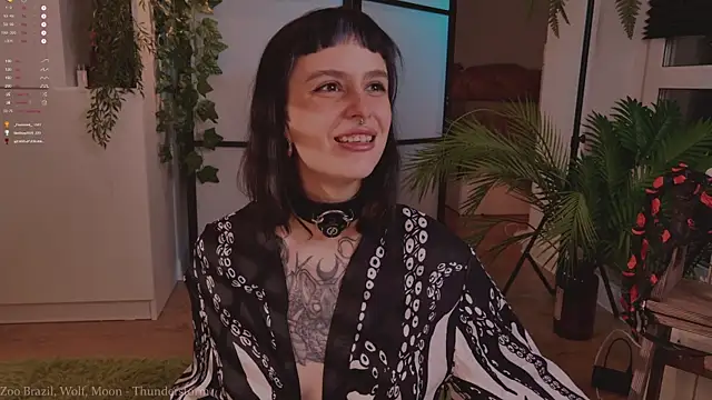 MichaellaMoon's cam snapshot