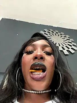 TIFFANYYSTAR's cam snapshot