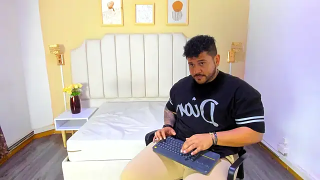 michael_hill1's cam snapshot