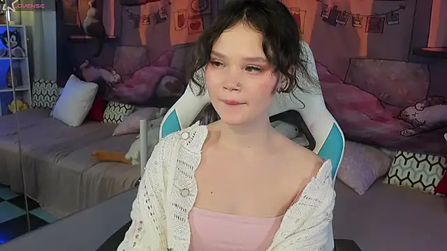 EmilyChaves's cam snapshot