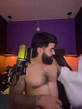 Lyon_vach live sex cam