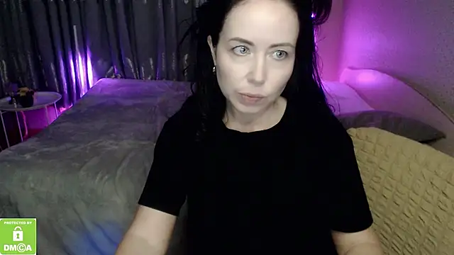 beautiful_moon3's cam snapshot