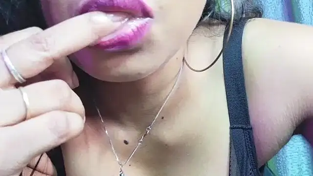 sexyhoney27's cam snapshot