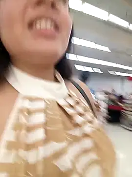 Julieth_hot-69's cam snapshot