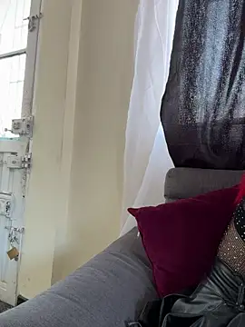 Scarlett_fiire's cam snapshot