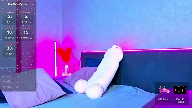 BritneyLix's cam snapshot