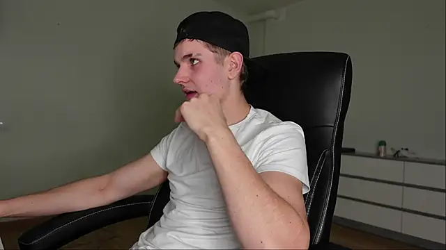 Mark_Karson's cam snapshot