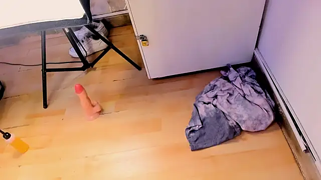 Fallonvelvet's cam snapshot