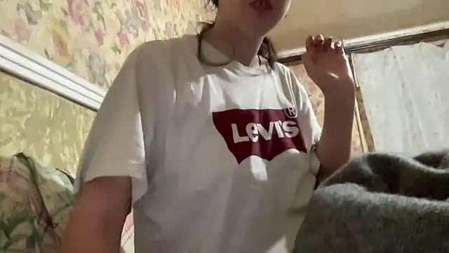 ShizukuHunter's cam snapshot