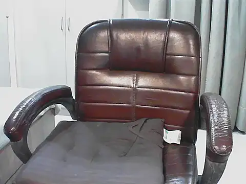 short_girl_'s cam snapshot