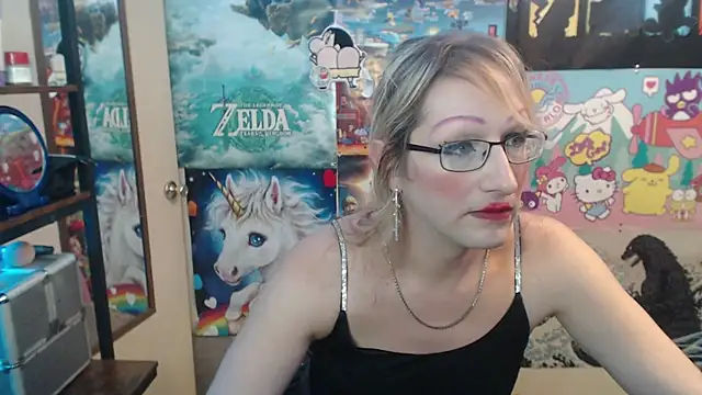 Savanah_Banana_'s cam snapshot